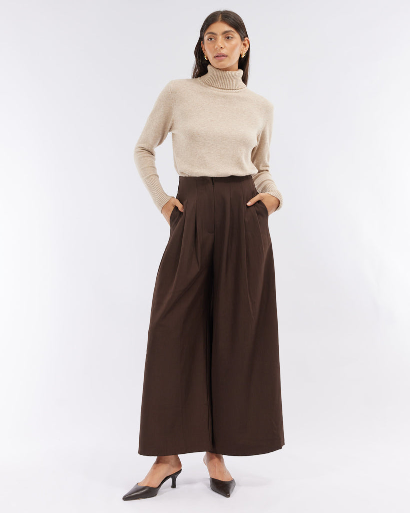 Manor Turtleneck Knit - Oatmeal - Second Image