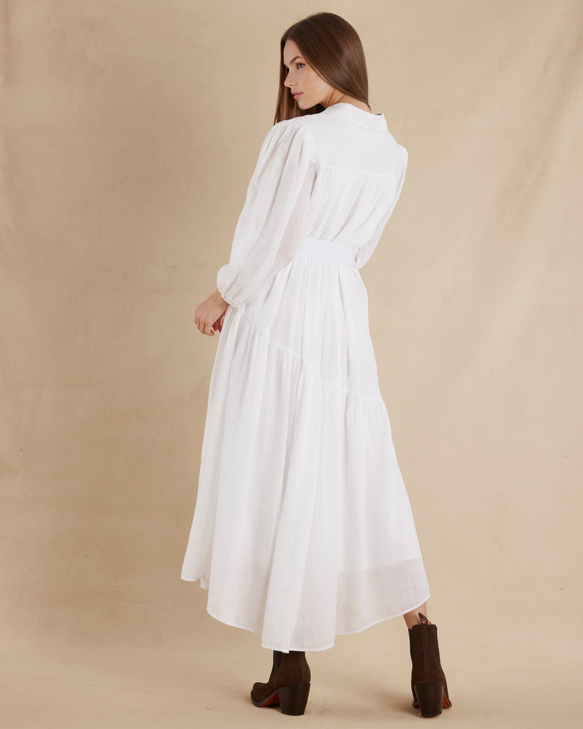 Poeta Ramie Pintuck Belted Dress - White – Amelius